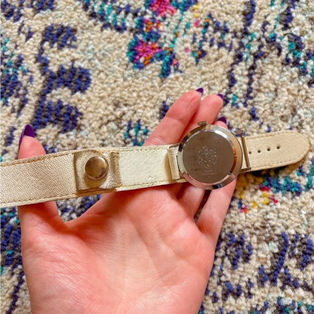 Vintage Bradley Swiss Made Minnie Mouse Watch – Cream Leather Band